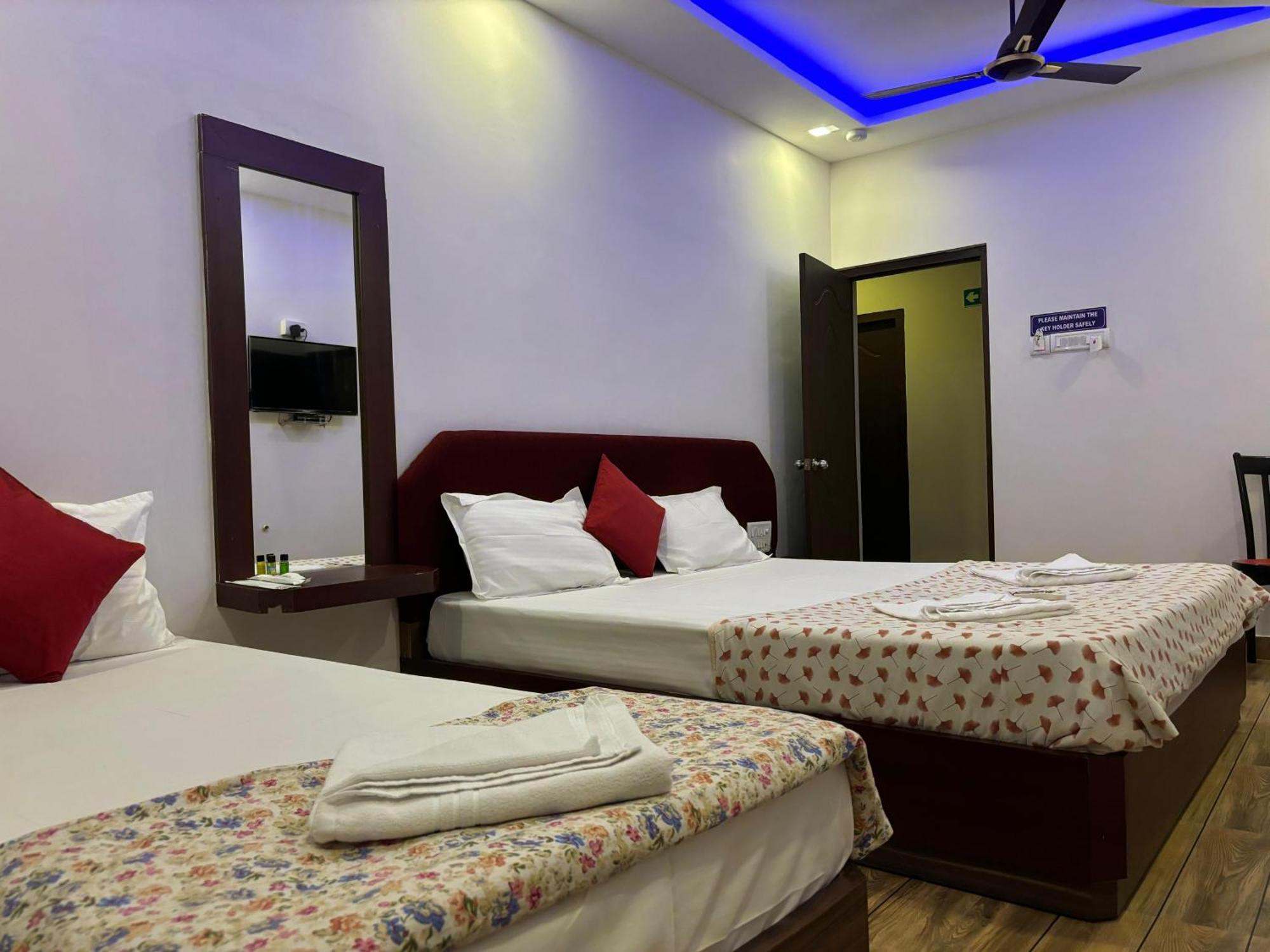 The Tamarind Tree Hotel & Restaurant Shadipur Экстерьер фото